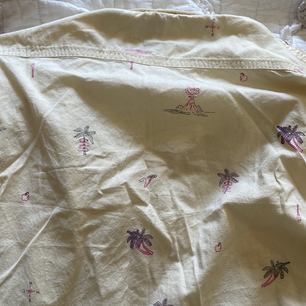 Quicksilver Beachy Button up - Picture 4 of 4